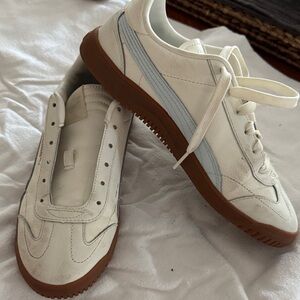 Puma White and Brown Athletic Shoes
